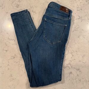 Hollister High Rise Super Skinny